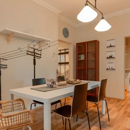 Cute Two Bedroom On Murphy Street Sofia