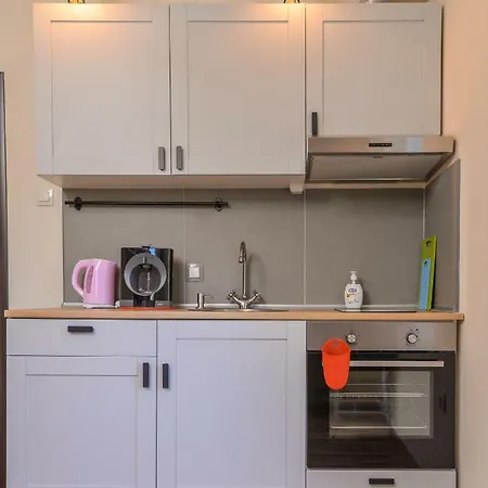 Cute Two Bedroom On Murphy Street Sofia