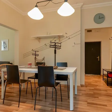 Apartament Cute Two Bedroom On Murphy Street *